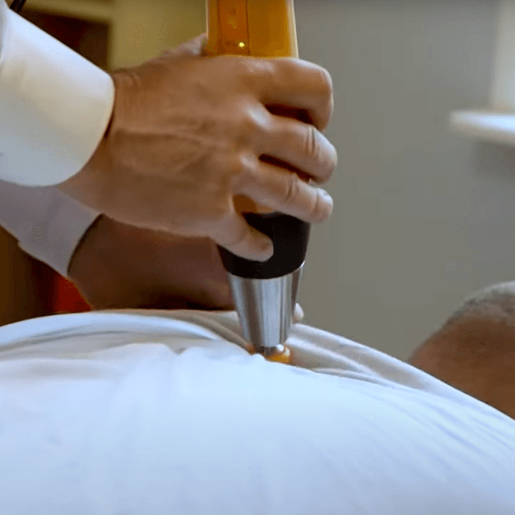 Lars received fascia treatment for back pain, which allowed him to cancel the surgery